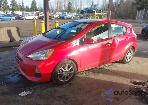 2012 Toyota Prius C Three from USA, damaged, VIN JTDKDTB33C1019002